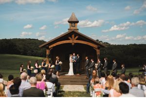 Relaxed DIY Wyndridge Farm Wedding || Victoria Selman Photographer