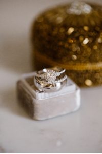 Romantic Gold & Navy Wedding || Tidewater Inn, Easton MD || Victoria Selman Photographer