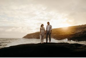 Windy Elopement on the Cliffs of Oahu, Hawaii || Victoria Selman Photographer