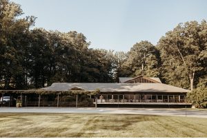 Earthy Winterthur Gardens & Estate Wedding Reception // Wilmington, Delaware // Victoria Selman Photographer